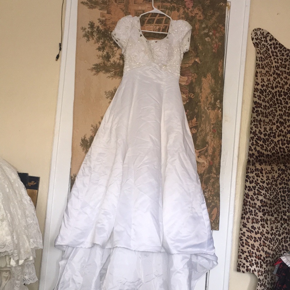 Eden bridals handmade beads very elegant38 beast , 32 waist , 77 inches long - Picture 1 of 14